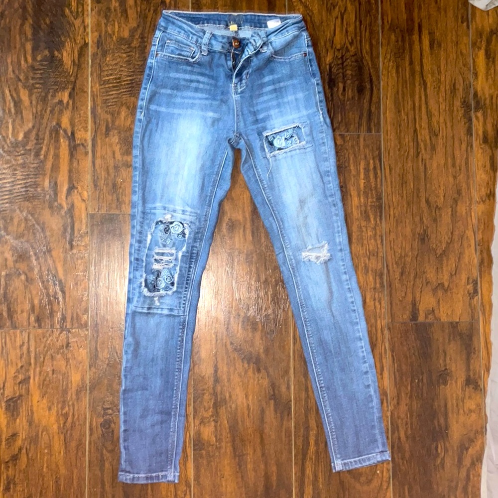 Women’s skinny jeans